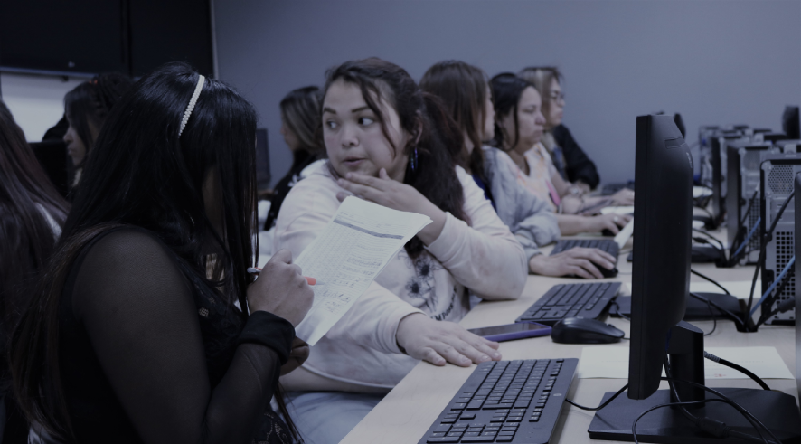 AmCham Colombia lanza el programa ‘Talento Hay’ que ofrecerá empleo formal para migrantes